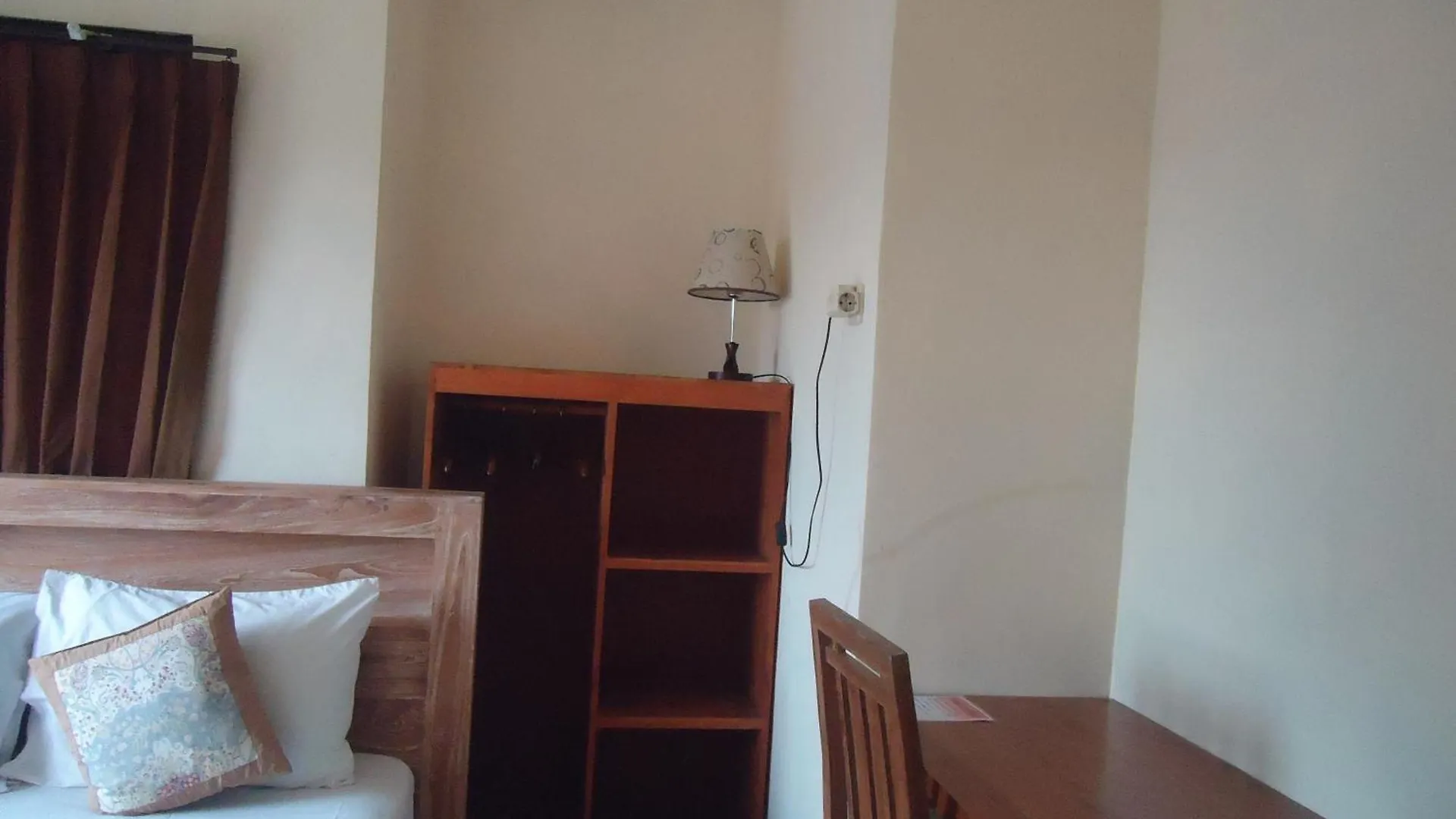 Kenari Diwang Apartment Ubud  Indonesia